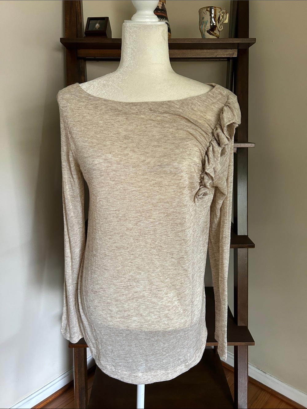 Women's Cream Long-Sleeve Ruffle Shoulder Top by MNG by Mango